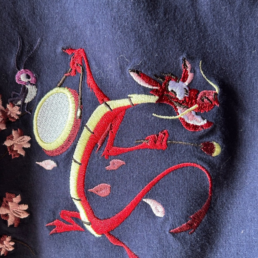 Box Lunch Disney Mushu Mulan Floral Women T-Shirt Large - Picture 6 of 10